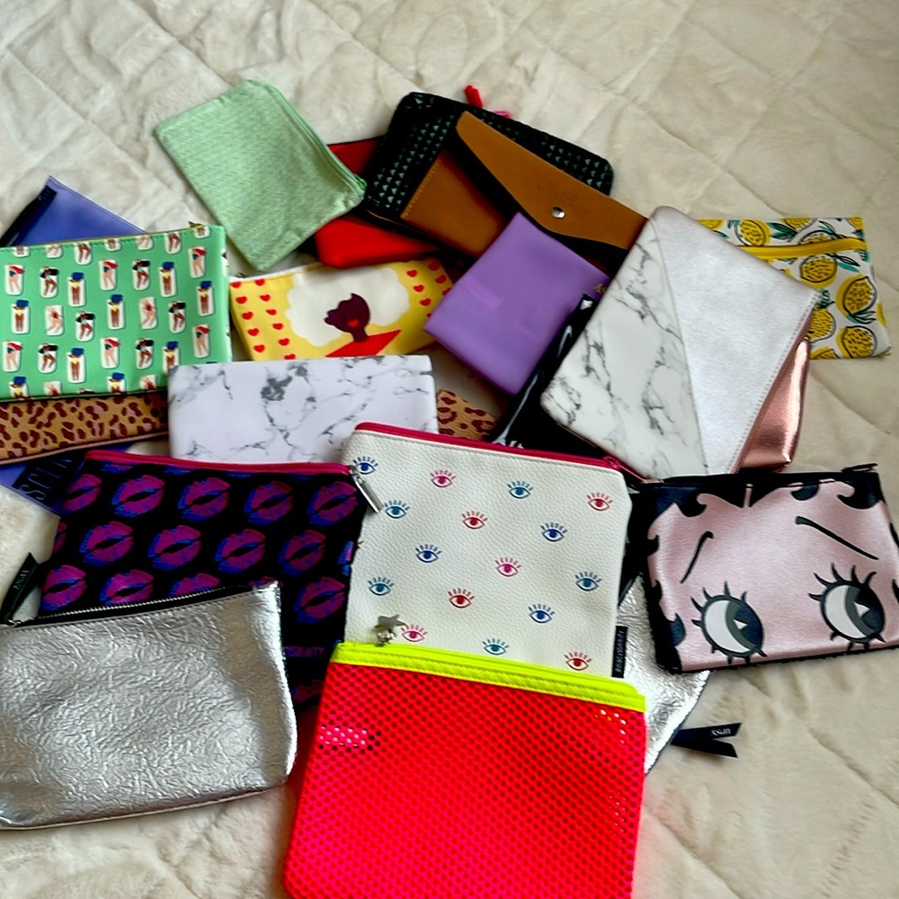 Ipsy makeup bags